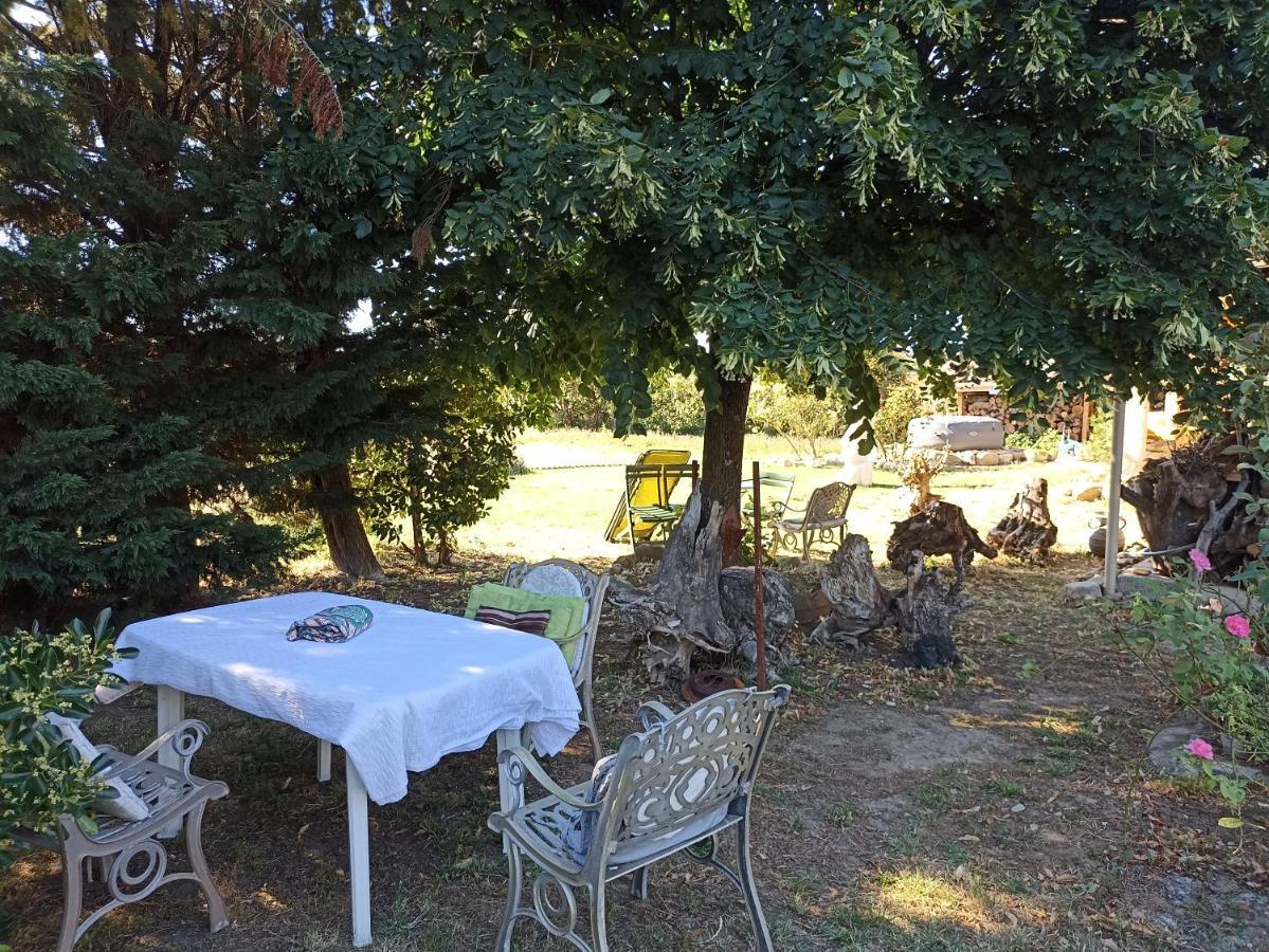 Un Jardin Sur La Colline Daire Claveyson Dış mekan fotoğraf